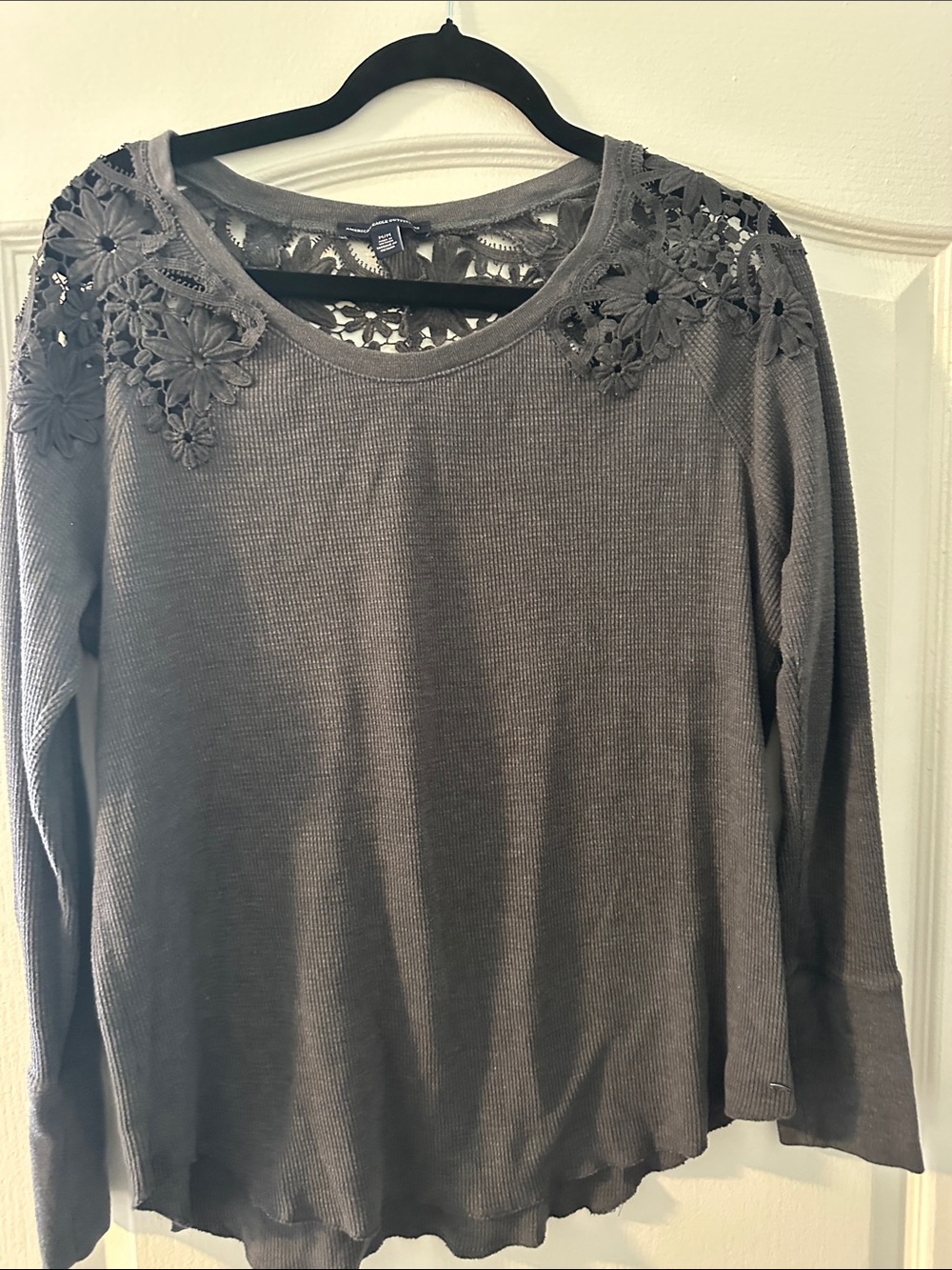 American Eagle Outfitters Gray Long Sleeve Top with Floral Lace Shoulders